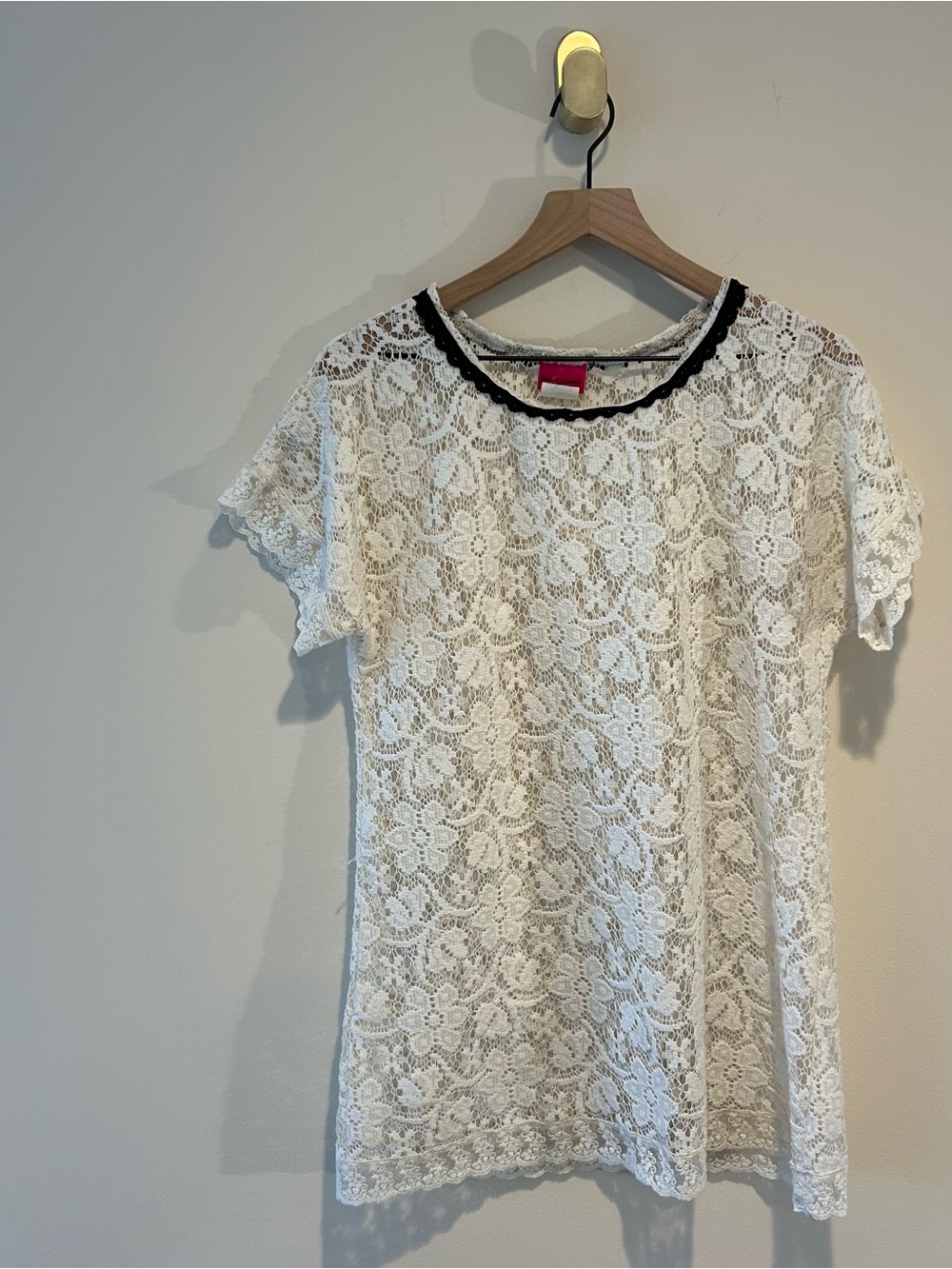 Betsey Johnson White Lace Swim Coverup Size M/L with Black Trim Floral Sheer
